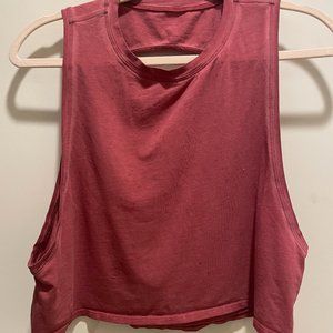 EUC Lululemon maroon crop top
